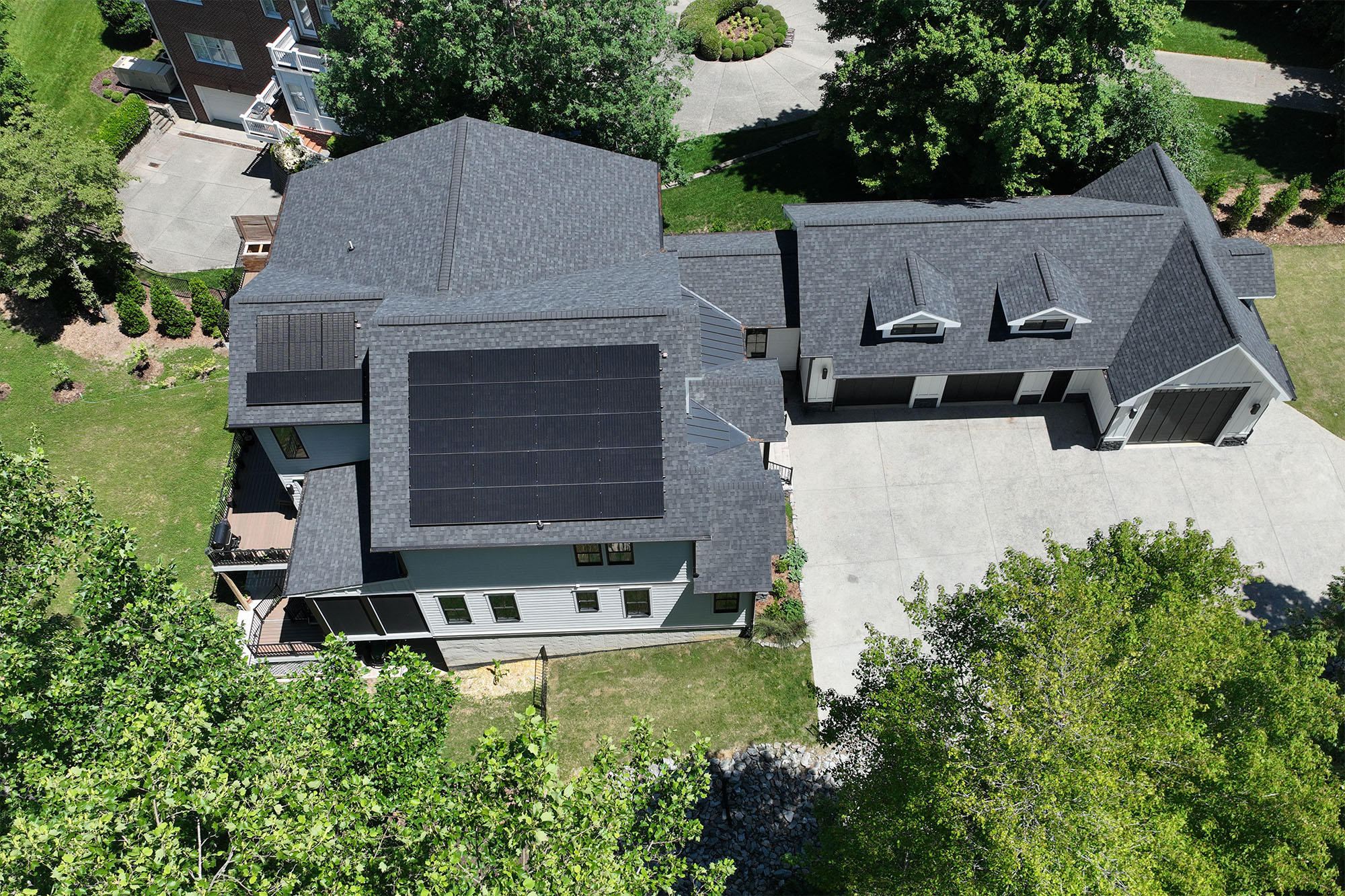 Solar panels on top of single-family healthy home