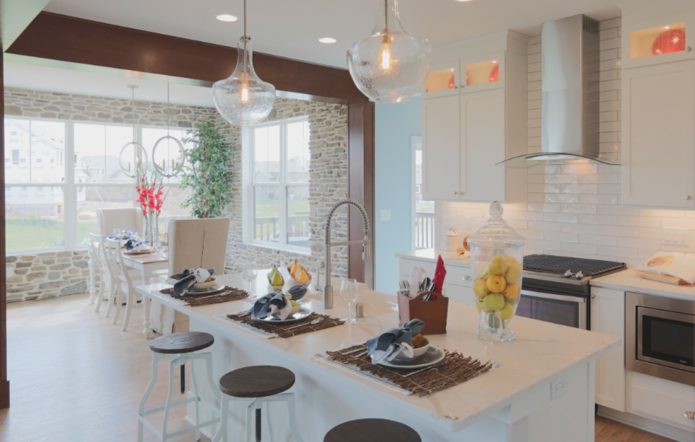 2017 NHQ Silver winner_Tim O'Brien Homes_kitchen_Hickory Parade