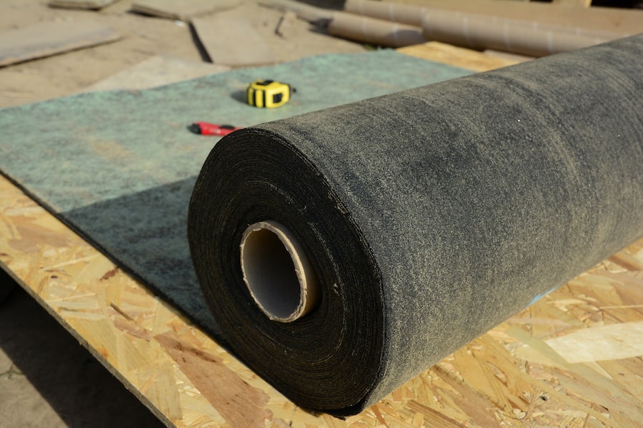 Roofing felt underlayment roll