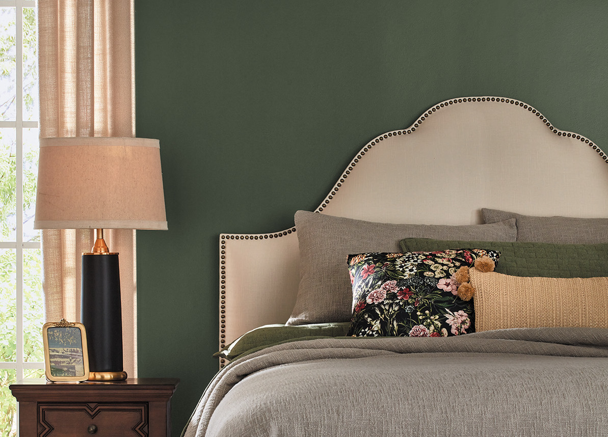 Valspar 2023 Color of the Year Cozy Flora