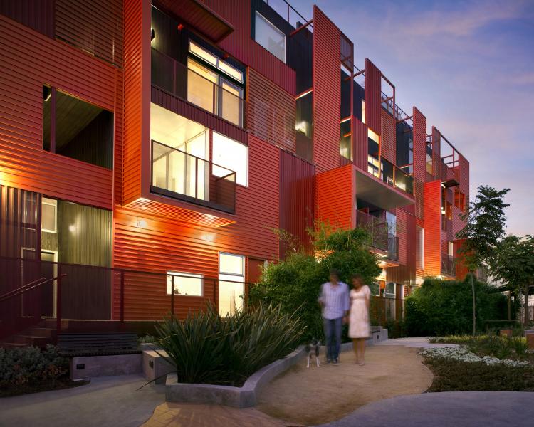 O’Herlihy Architects Formosa 1140 West Hollywood couple walking