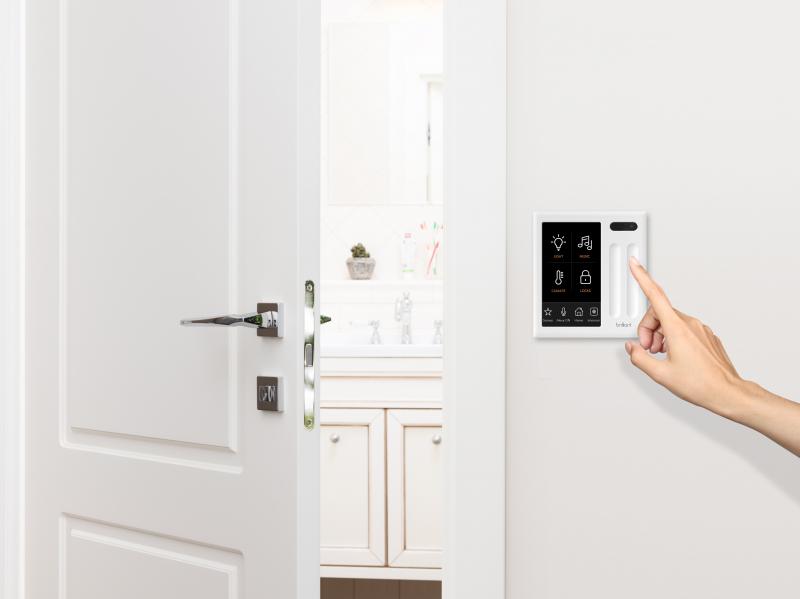 Brilliant Smart Light Switch