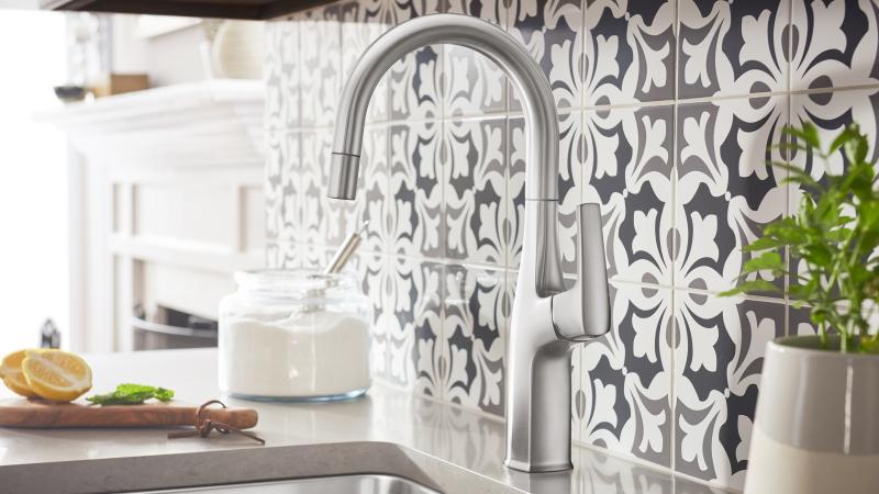 Blanco Rivana pull-down kitchen faucet formera kitchen sink