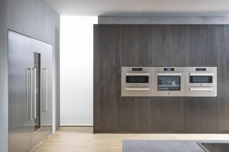 Built-in European wall oven modern