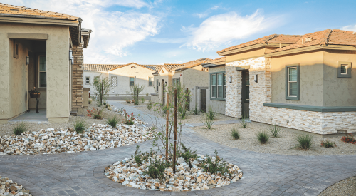 The paseo meanders through The Havenly build-to-rent community.