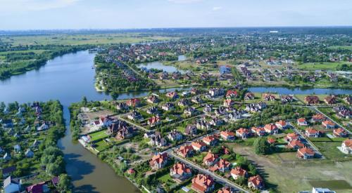 Aerial view of Florida neighborhood