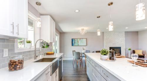 Kitchen with island