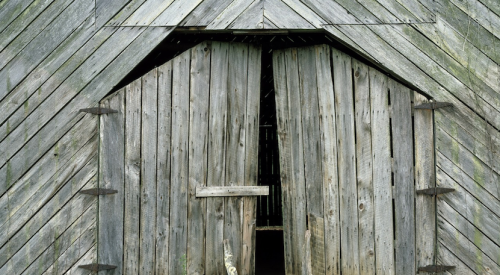 reclaimed wood_barn wood_sustainable design