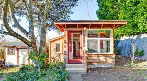 Small accessory dwelling unit in a backyard