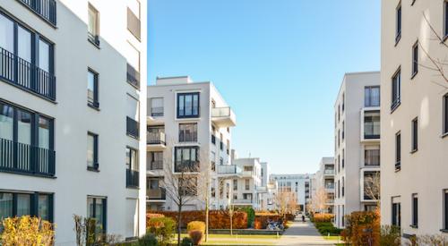 Courtyard shared by apartments