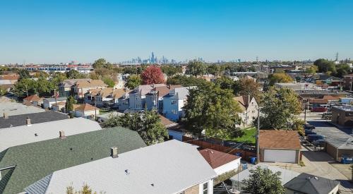 Aerial view of houses outside of Chicago in leafy suburb