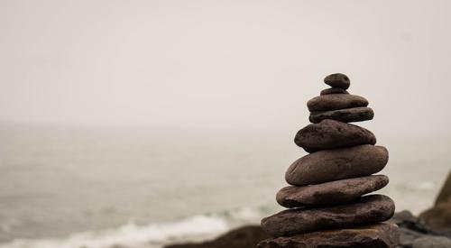 Stack_of_stones